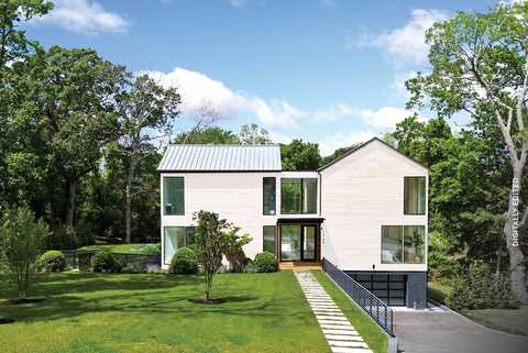 1739 Millstone Road, Sag Harbor, NY 11963