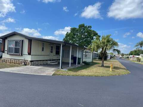 437 Dolphin Dr., Winter Haven, FL 33881