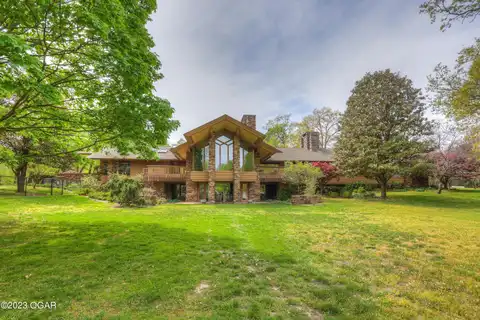 5594 Rivercrest Valley Drive, Joplin, MO 64804