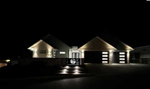 2616 Falcon Ln, Richland, WA 99352