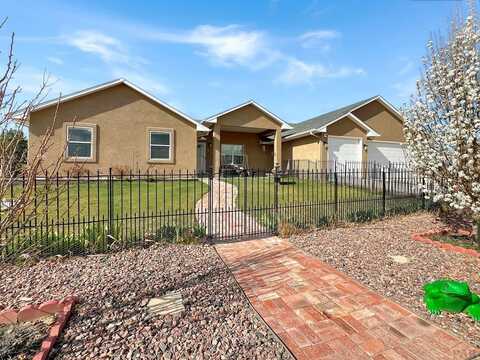 439 Mitford Dr, Pueblo West, CO 81007