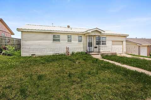 709 E 14th Ave, Pampa, TX 79065