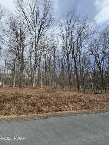 138 Oak Hill Road, Hawley, PA 18428