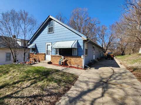 2242-2244 19th, ROCKFORD, IL 61104