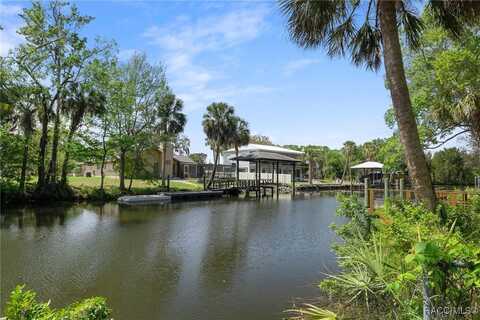 2184 N Watersedge Drive, Crystal River, FL 34429