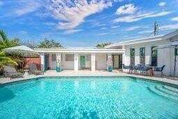 226 Corsair Ave, Lauderdale By The Sea, FL 33308