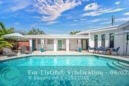 226 Corsair Ave, Lauderdale By The Sea, FL 33308