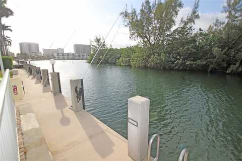 2860 NE 14th St, Pompano Beach, FL 33062