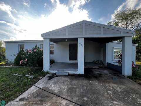 311 NW 2nd Street, Boynton Beach, FL 33435