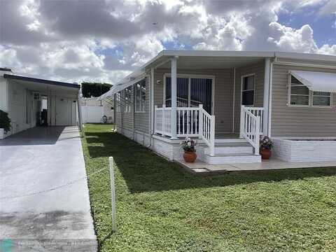 8550 SW 22nd St, Davie, FL 33324