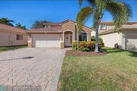 4647 Waycross Dr, Coconut Creek, FL 33073