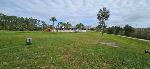 292 Chris Craft Dr, Carrabelle, FL 32322