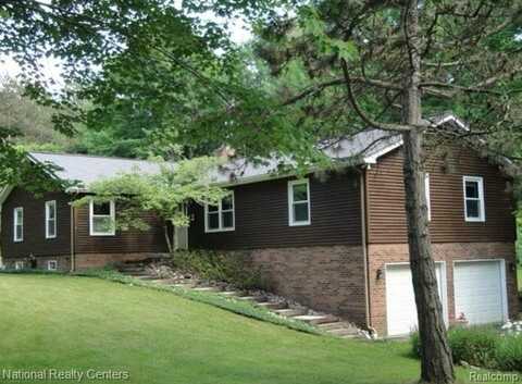 4848 GENERAL SQUIER Road, Dryden, MI 48428