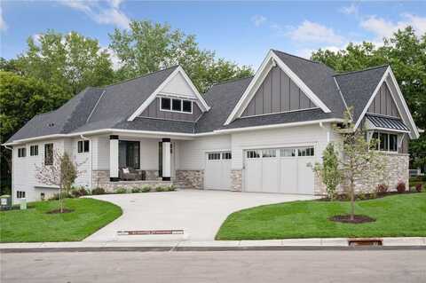 592 Harbor Court, Shoreview, MN 55126