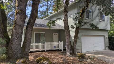 4350 FOX HOLLOW RD, Eugene, OR 97405