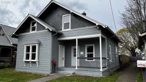 6829 SE WOODSTOCK BLVD, Portland, OR 97206