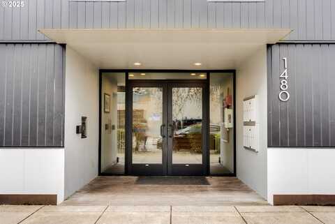 1480 N JARRETT ST, Portland, OR 97217