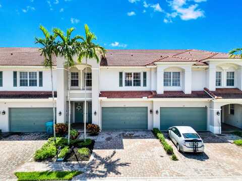 64 Lancaster Road, Boynton Beach, FL 33426