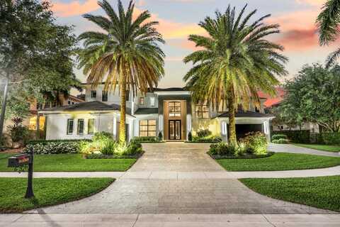 8388 Del Prado Drive, Delray Beach, FL 33446