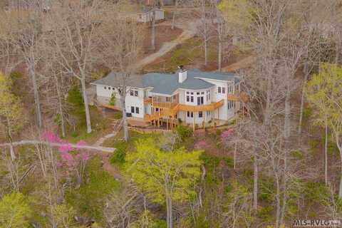191 Lost Forest Road, Bracey, VA 23919