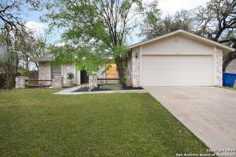 8611 Tanbark Dr, San Antonio, TX 78240