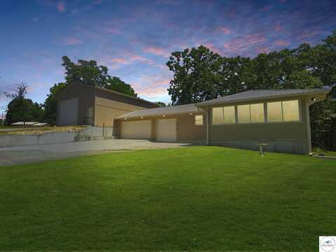 29790 Bobcat, Warsaw, MO 65355