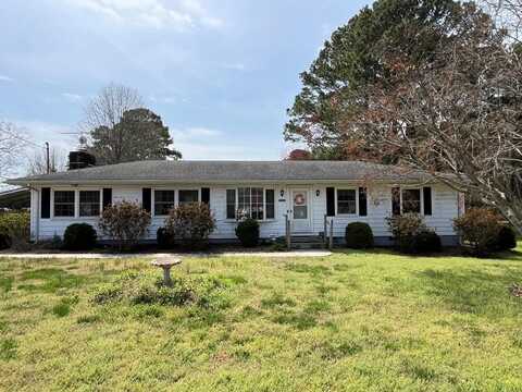 11488 PARK AVE, EXMORE, VA 23350