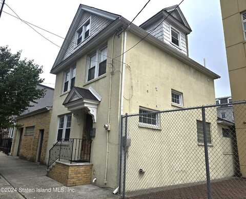 119 - 121 Montgomery Avenue, Staten Island, NY 10301
