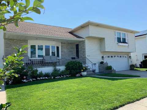 310 N Clermont Ave, Margate City, NJ 08402