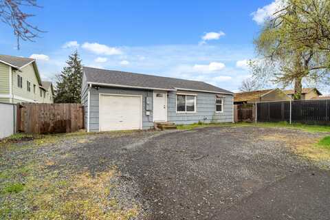 2156 Table Rock Road, Medford, OR 97501