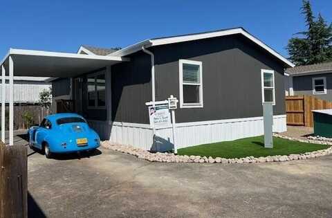 1512 Agape Way, Grants Pass, OR 97527