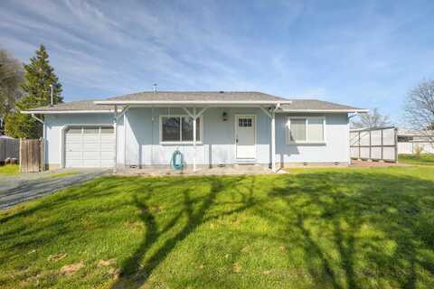 2368 Redwood Avenue, Grants Pass, OR 97527