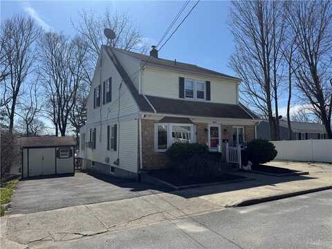 18 South Street, Cranston, RI 02920