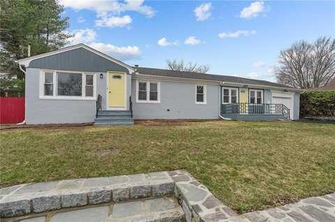 44 North Williams Street, Johnston, RI 02919