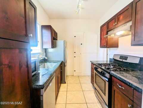 1306 E 9th Street, Tucson, AZ 85719