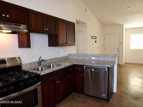 1306 E 9th St, Tucson, AZ 85719