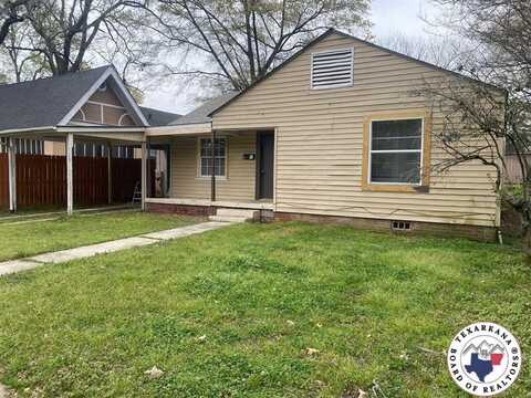 2822 Magnolia, Texarkana, TX 75501