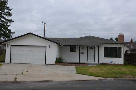 1903 S Terrace Street, Visalia, CA 93277