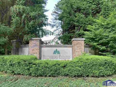 2567 Eisenhower Lane, Terre Haute, IN 47803