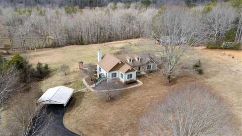 1168 J P Lynch Road, Pilot Mountain, NC 27041