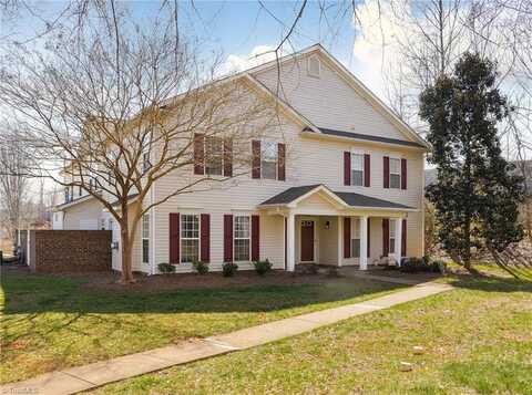 127 Pinewood Lane, Advance, NC 27006