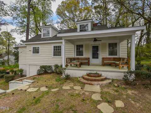 104 Pineland Circle, Raleigh, NC 27606