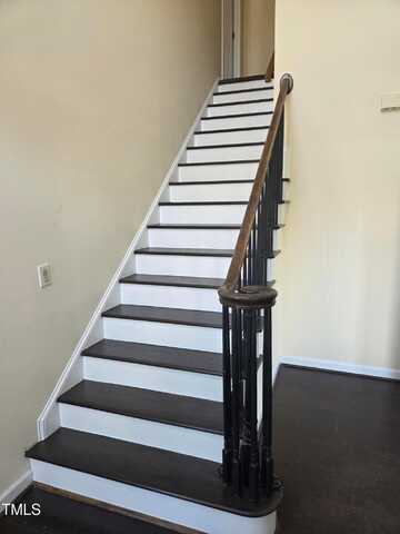 113 Fairfax Lane, Cary, NC 27513