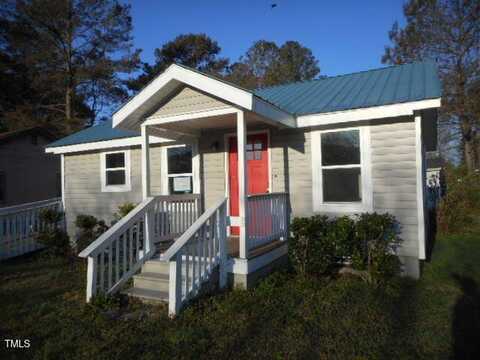 912 Martin Luther King Jr Drive, Smithfield, NC 27577