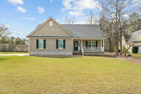 322 Carolina Oaks Circle, Linden, NC 28356