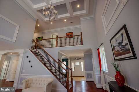 19078 WINDSOR ROAD, TRIANGLE, VA 22172