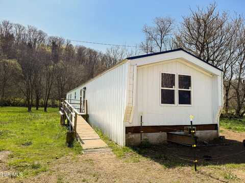 2094 Indian Creek Road, Thorn Hill, TN 37881