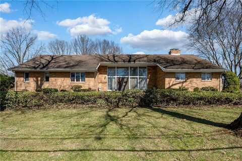 1695 Highland Road, Sharon, PA 16146