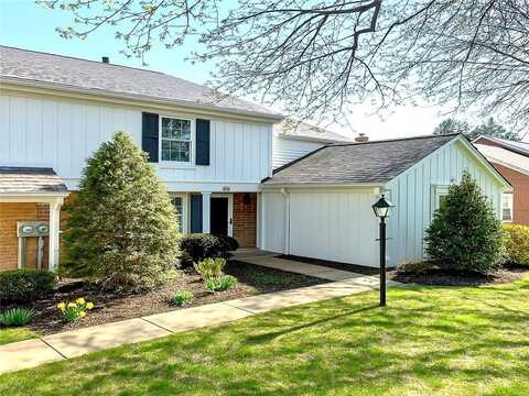 1812 Foxcroft Lane, McCandless, PA 15101