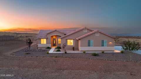 6741 E Vaquero Circle, Hereford, AZ 85615